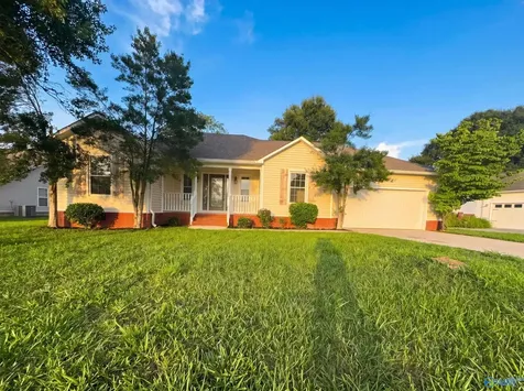 107 Nathan Drive Owens Cross Roads AL 35763