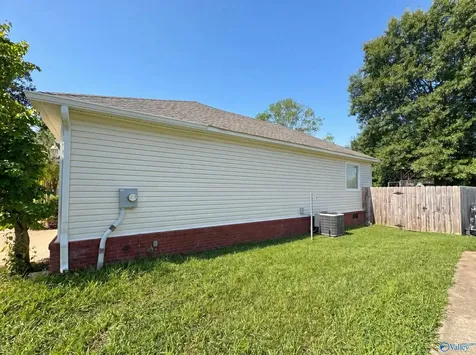 107 Nathan Drive Owens Cross Roads AL 35763