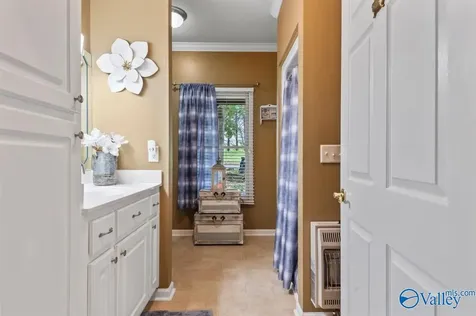 1304 Cardessa Lane Grant AL 35747