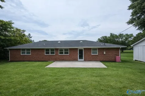 2208 Suzanne Circle NW Huntsville AL 35810