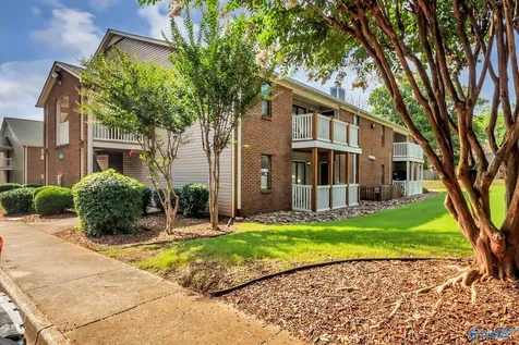 6646 Willow Pointe Drive NW Huntsville AL 35806