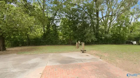 2108 Brookline Drive NW Huntsville AL 35810