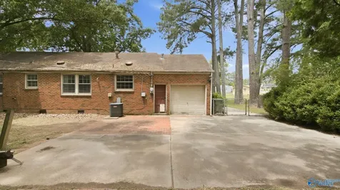 2108 Brookline Drive NW Huntsville AL 35810