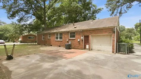 2108 Brookline Drive NW Huntsville AL 35810
