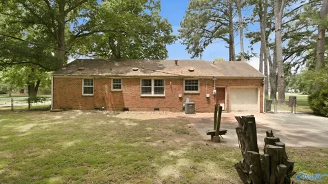 2108 Brookline Drive NW Huntsville AL 35810