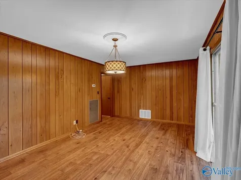 1911 Ruth Street Scottsboro AL 35769