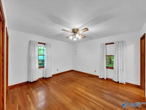 1911 Ruth Street Scottsboro AL 35769