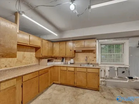 1911 Ruth Street Scottsboro AL 35769