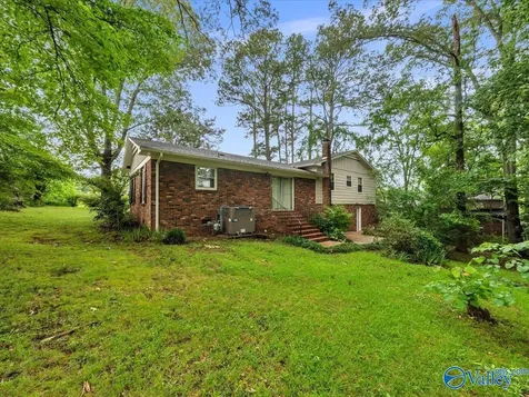 1911 Ruth Street Scottsboro AL 35769