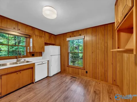 1911 Ruth Street Scottsboro AL 35769
