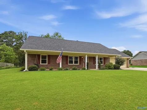 122 Wickstone Road Meridianville AL 35759
