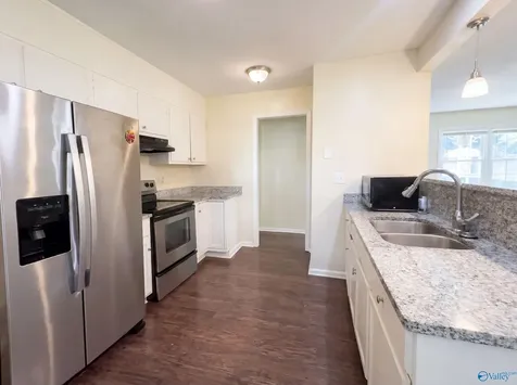 1808 Dailey Terrace Huntsville AL 35816