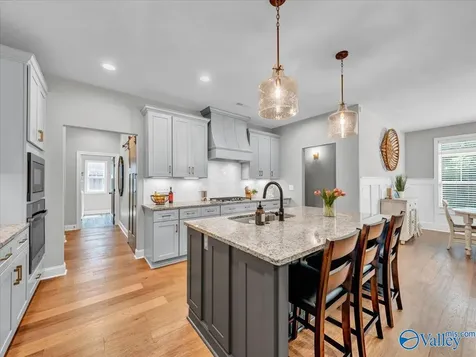 26 Cobbs Cove Way SE Huntsville AL 35803