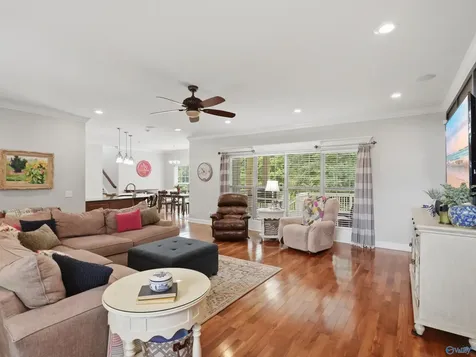 198 Worthington Lane Guntersville AL 35976
