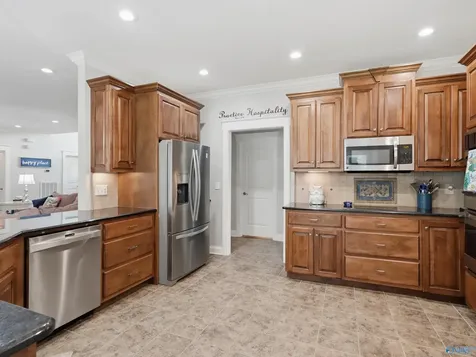 198 Worthington Lane Guntersville AL 35976