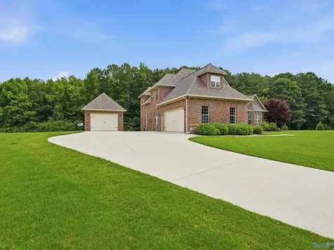 198 Worthington Lane Guntersville AL 35976
