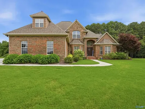 198 Worthington Lane Guntersville AL 35976