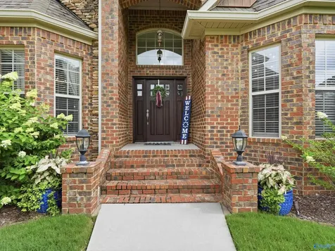 198 Worthington Lane Guntersville AL 35976