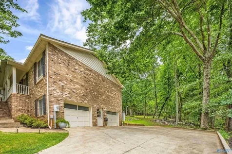 2620 Excalibur Drive Huntsville AL 35803