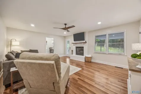 2620 Excalibur Drive Huntsville AL 35803