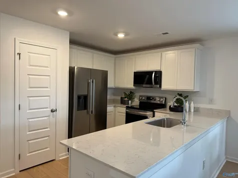 150 Labrador Lane Harvest AL 35749