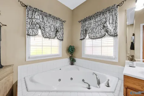 139 Limestone Road Elora TN 37328