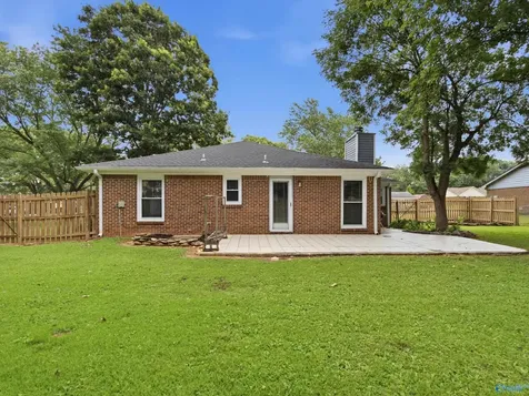192 Chanel Drive Huntsville AL 35811