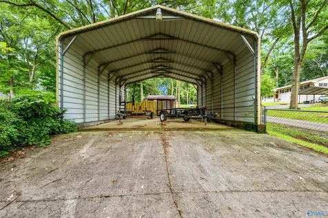 292 Point Of Pines Guntersville AL 35976