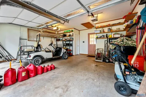 292 Point Of Pines Guntersville AL 35976