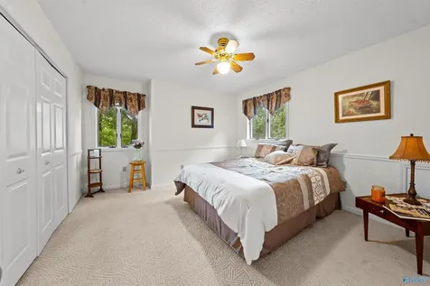 292 Point Of Pines Guntersville AL 35976