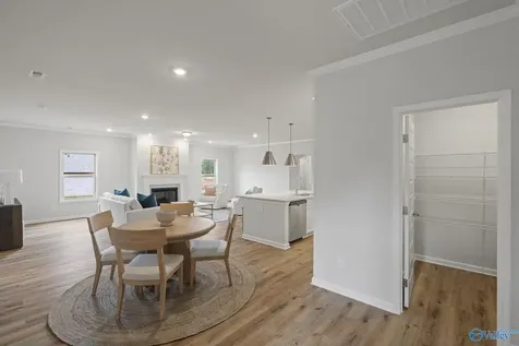 403 Ledgeway Drive Harvest AL 35749