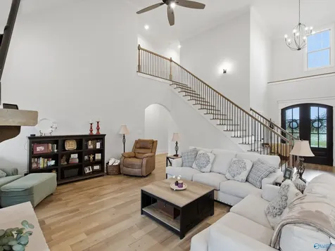16789 Colton Lane Athens AL 35613
