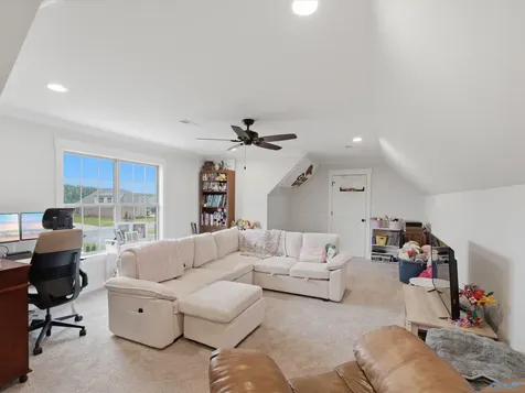 16789 Colton Lane Athens AL 35613