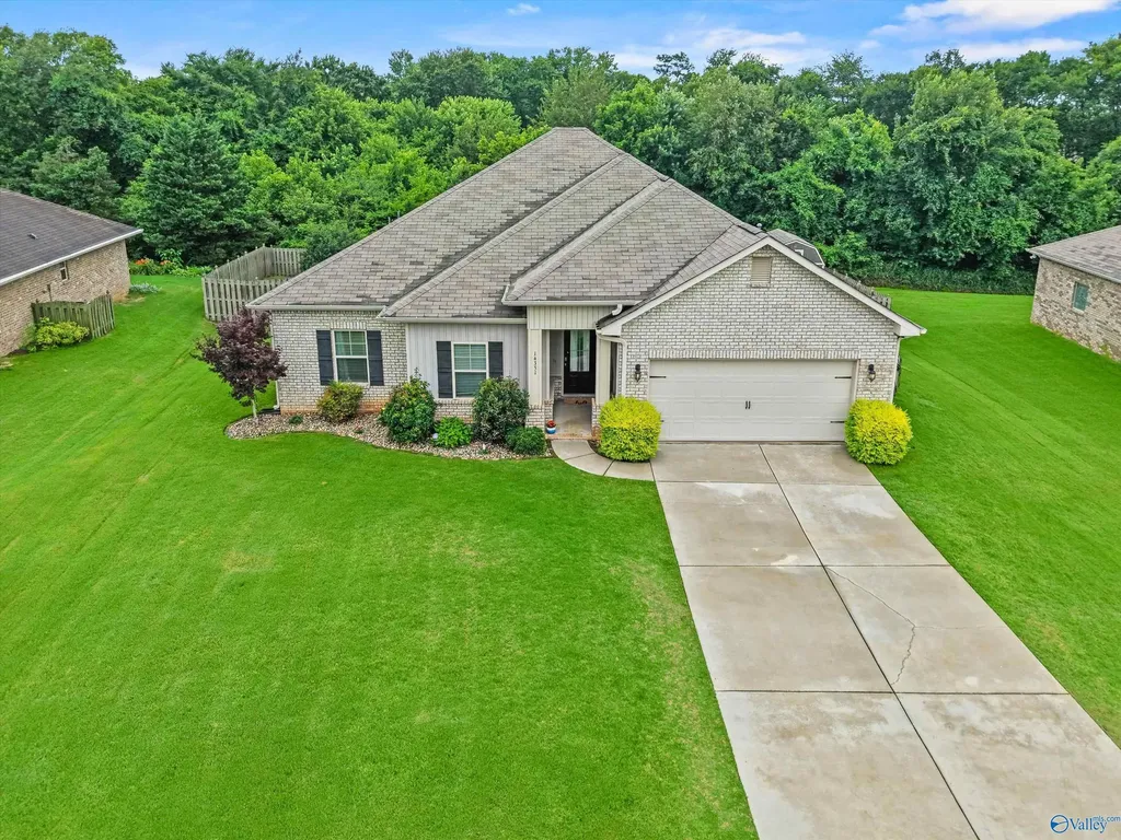 14351 Water Stream Drive Harvest AL 35749