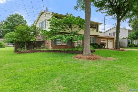 11203 Maplecrest Drive SE Huntsville AL 35803