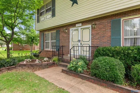 11203 Maplecrest Drive SE Huntsville AL 35803