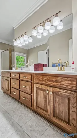 2200 SE Honey Locust Lane SE Huntsville AL 35803