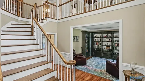 2200 SE Honey Locust Lane SE Huntsville AL 35803