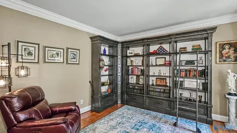 2200 SE Honey Locust Lane SE Huntsville AL 35803