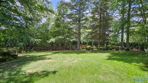 2200 SE Honey Locust Lane SE Huntsville AL 35803