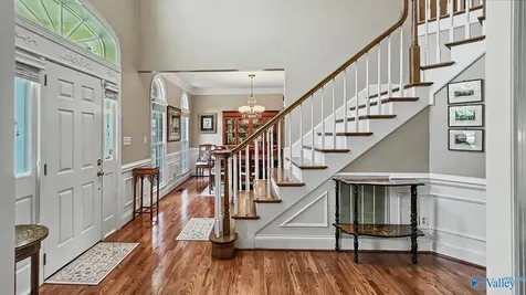 2200 SE Honey Locust Lane SE Huntsville AL 35803