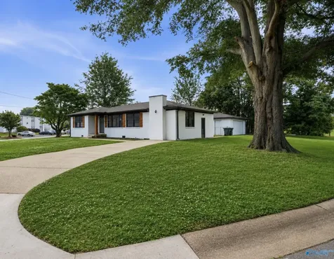 3901 Harwood Drive Huntsville AL 35805