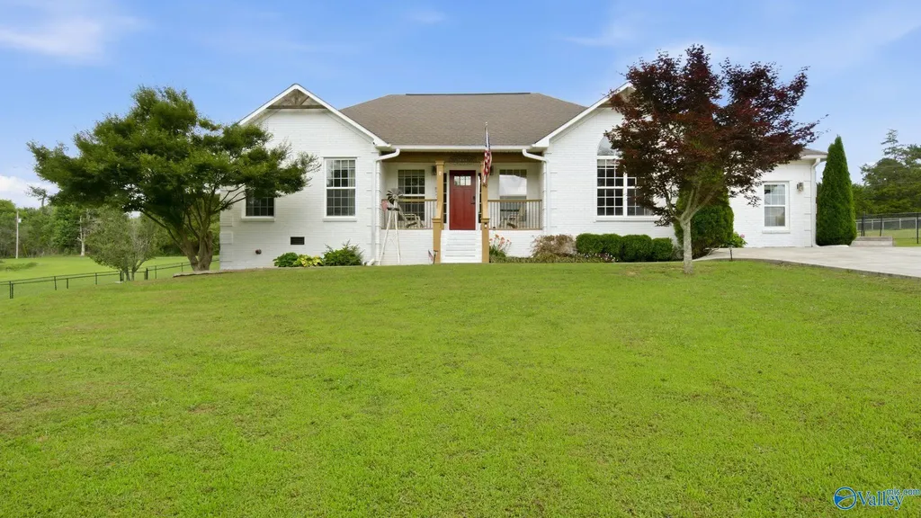 40 Sidney Drive Scottsboro AL 35769