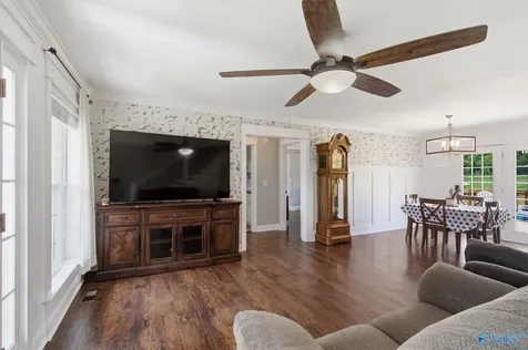 40 Sidney Drive Scottsboro AL 35769