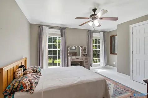 40 Sidney Drive Scottsboro AL 35769