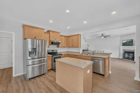 324 Acorn Grove Lane SW Huntsville AL 35824