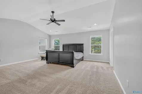 324 Acorn Grove Lane SW Huntsville AL 35824
