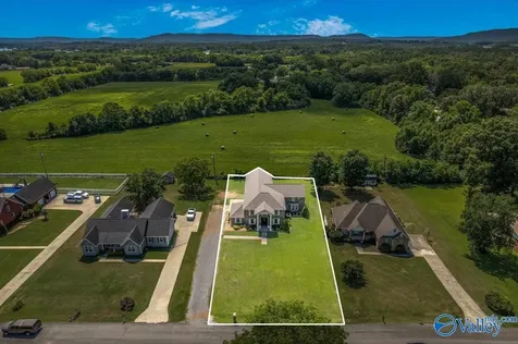 114 Cherokee Road Scottsboro AL 35769