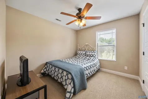 107 Summerset Lane Huntsville AL 35811