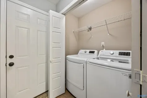 107 Summerset Lane Huntsville AL 35811